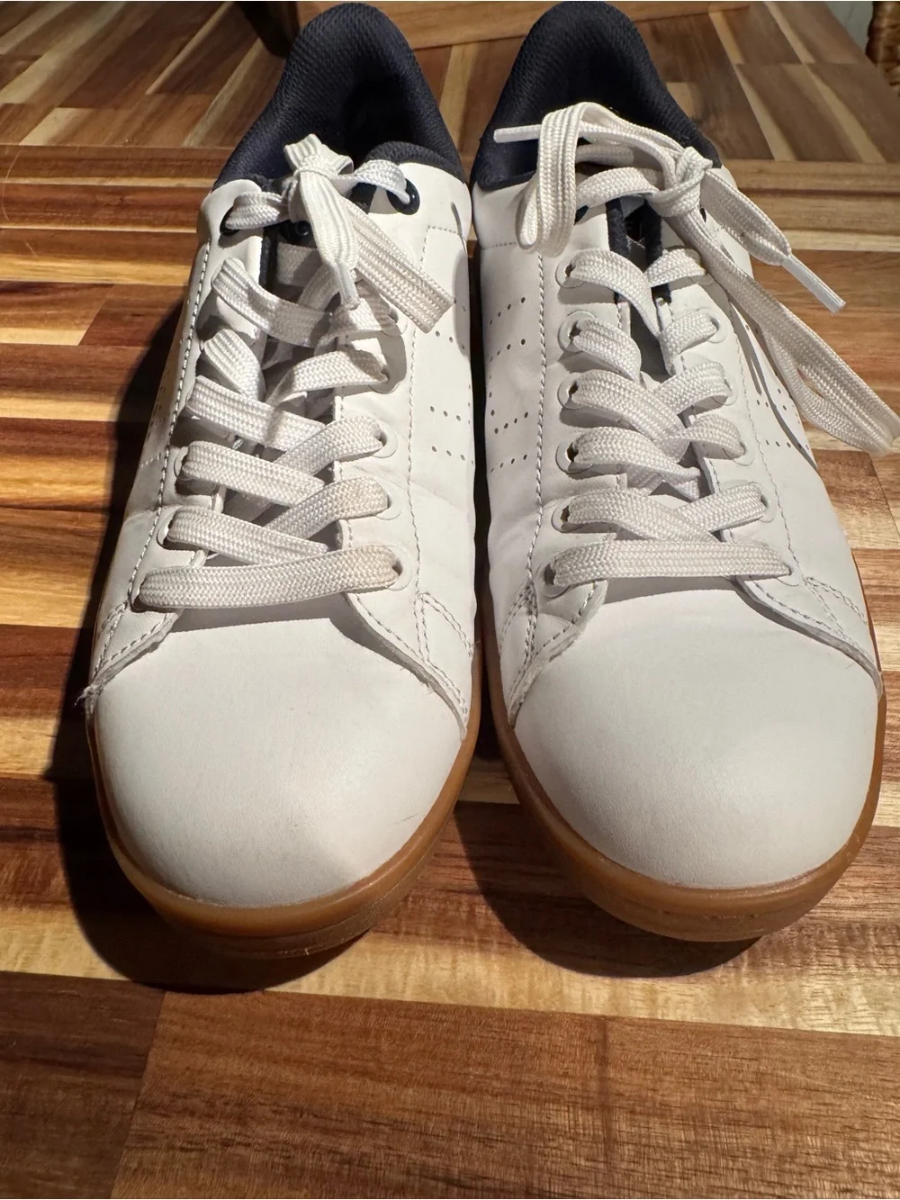 Tommy Hilfiger White and Black Low-Top Lace-Up Sneakers